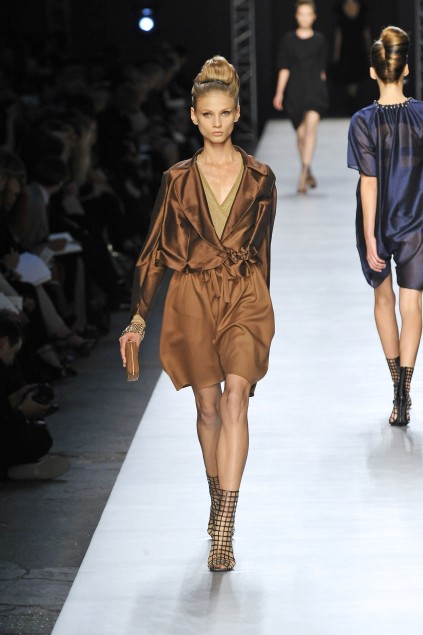 Yves Saint Laurent 09ĸDƬ