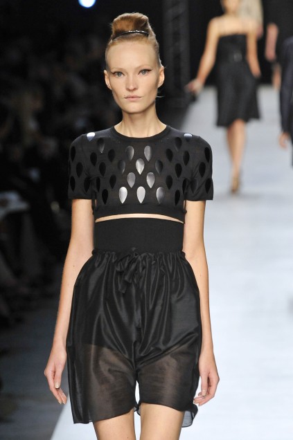 Yves Saint Laurent 09ĸDƬ