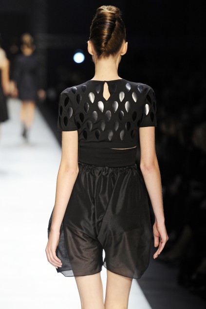 Yves Saint Laurent 09ĸDƬ