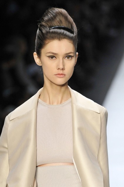 Yves Saint Laurent 09ĸDƬ