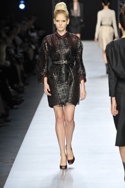 Yves Saint Laurent 09ĸDƬ