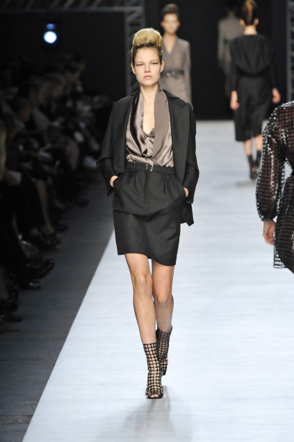 Yves Saint Laurent 09ĸDƬ