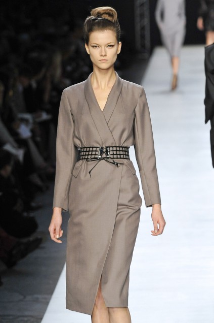Yves Saint Laurent 09ĸDƬ