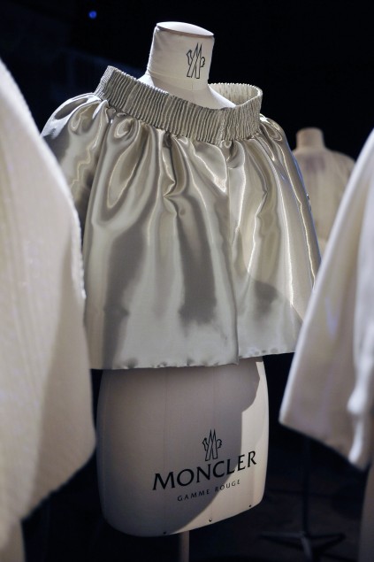Moncler 09ĸDƬ