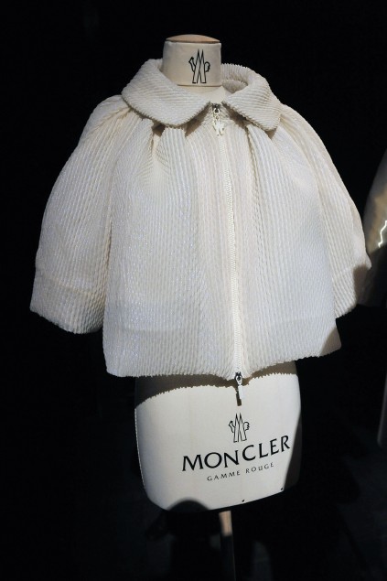 Moncler 09ĸDƬ