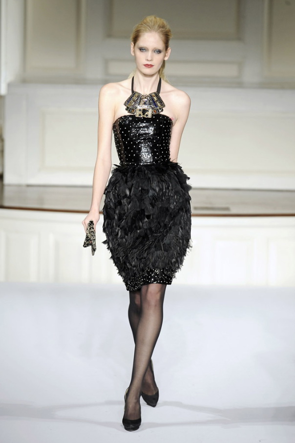 Oscar de la Renta 09ﶬDƬ