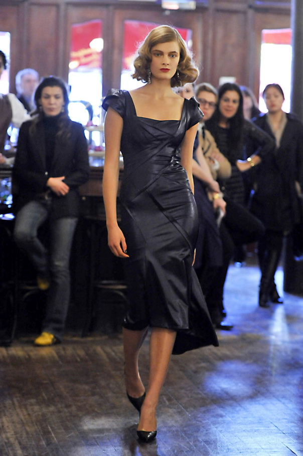 Zac Posen 09ﶬDƬ